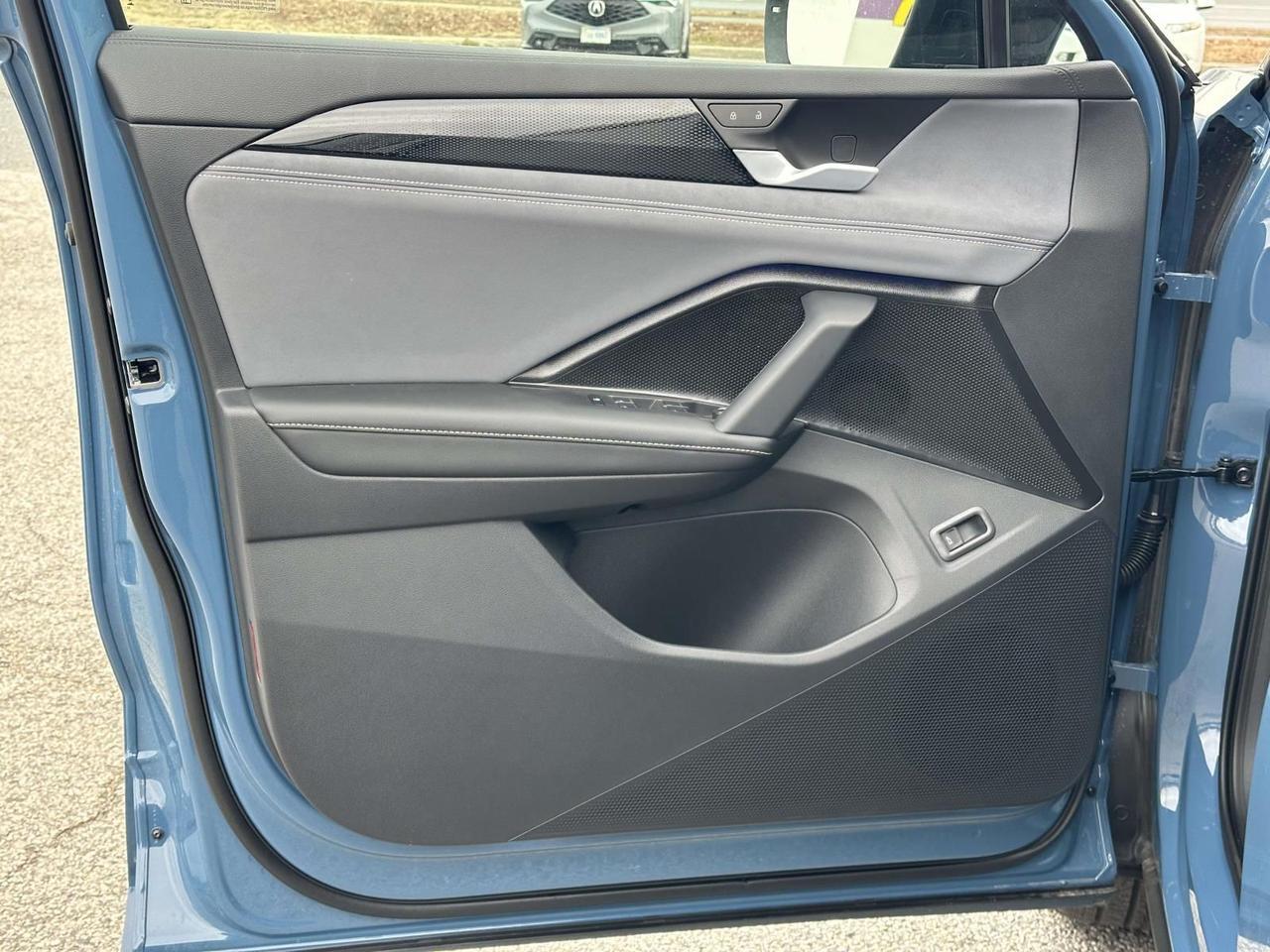 2026 Volkswagen Tiguan 2.0T SE R-Line Black Woodbridge VA