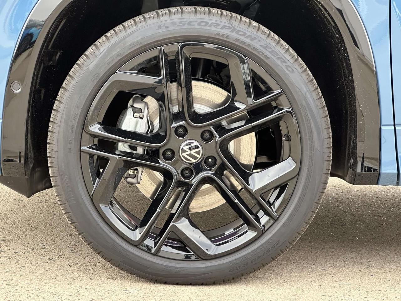 2026 Volkswagen Tiguan 2.0T SE R-Line Black Woodbridge VA