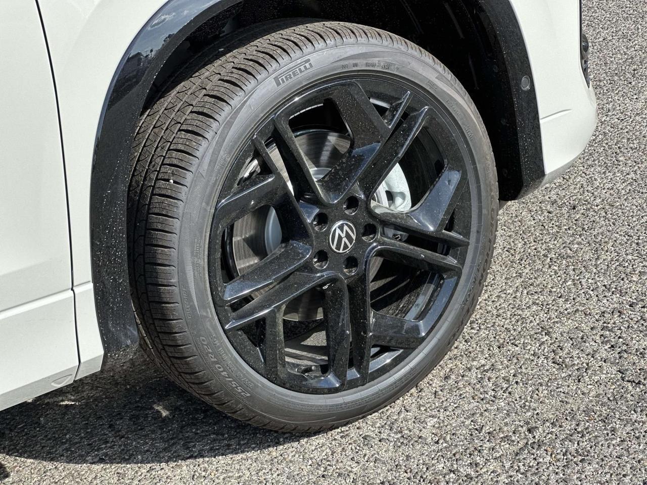2026 Volkswagen Tiguan 2.0T SE R-Line Black Woodbridge VA