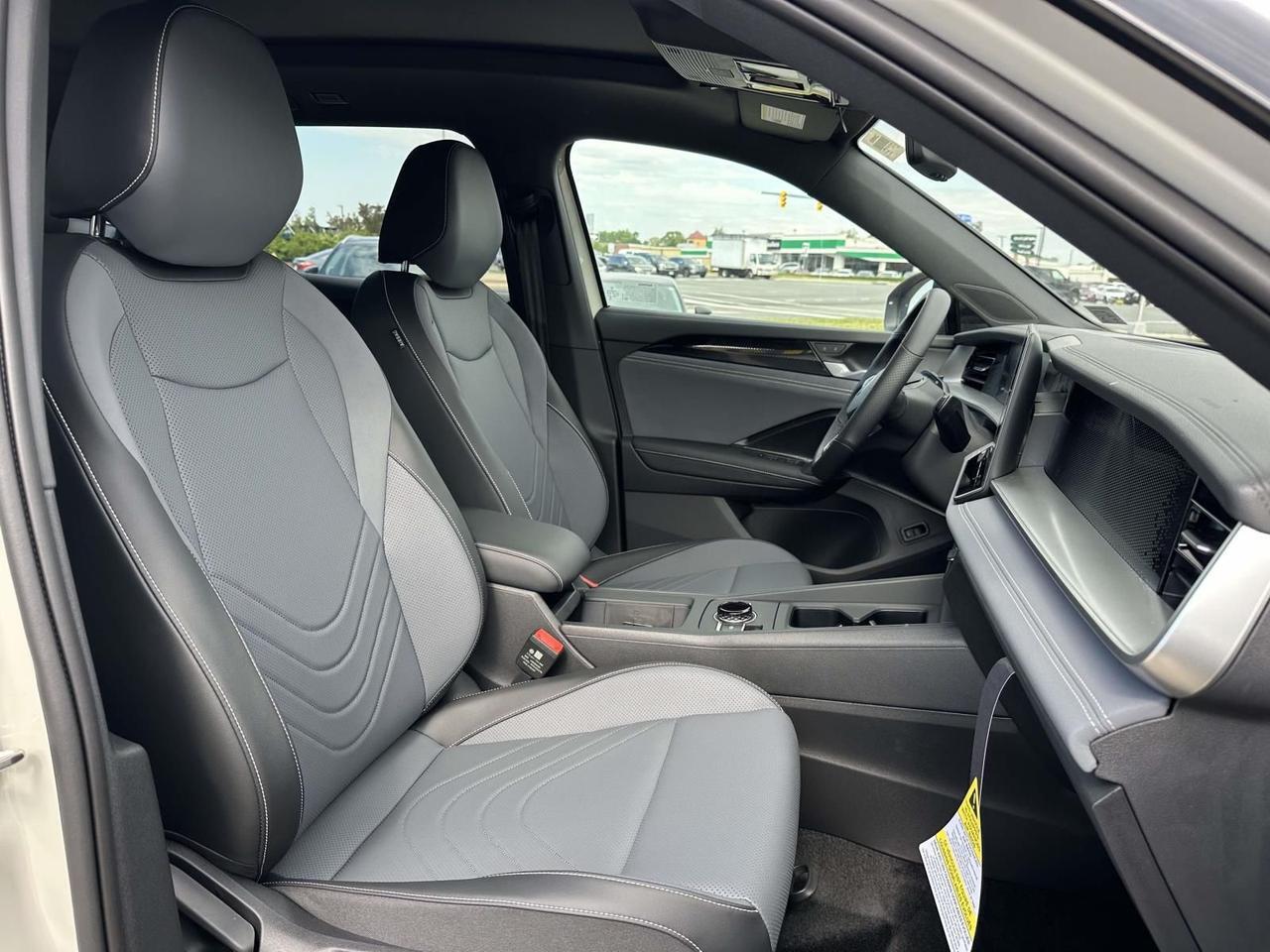 2026 Volkswagen Tiguan 2.0T SE R-Line Black Woodbridge VA
