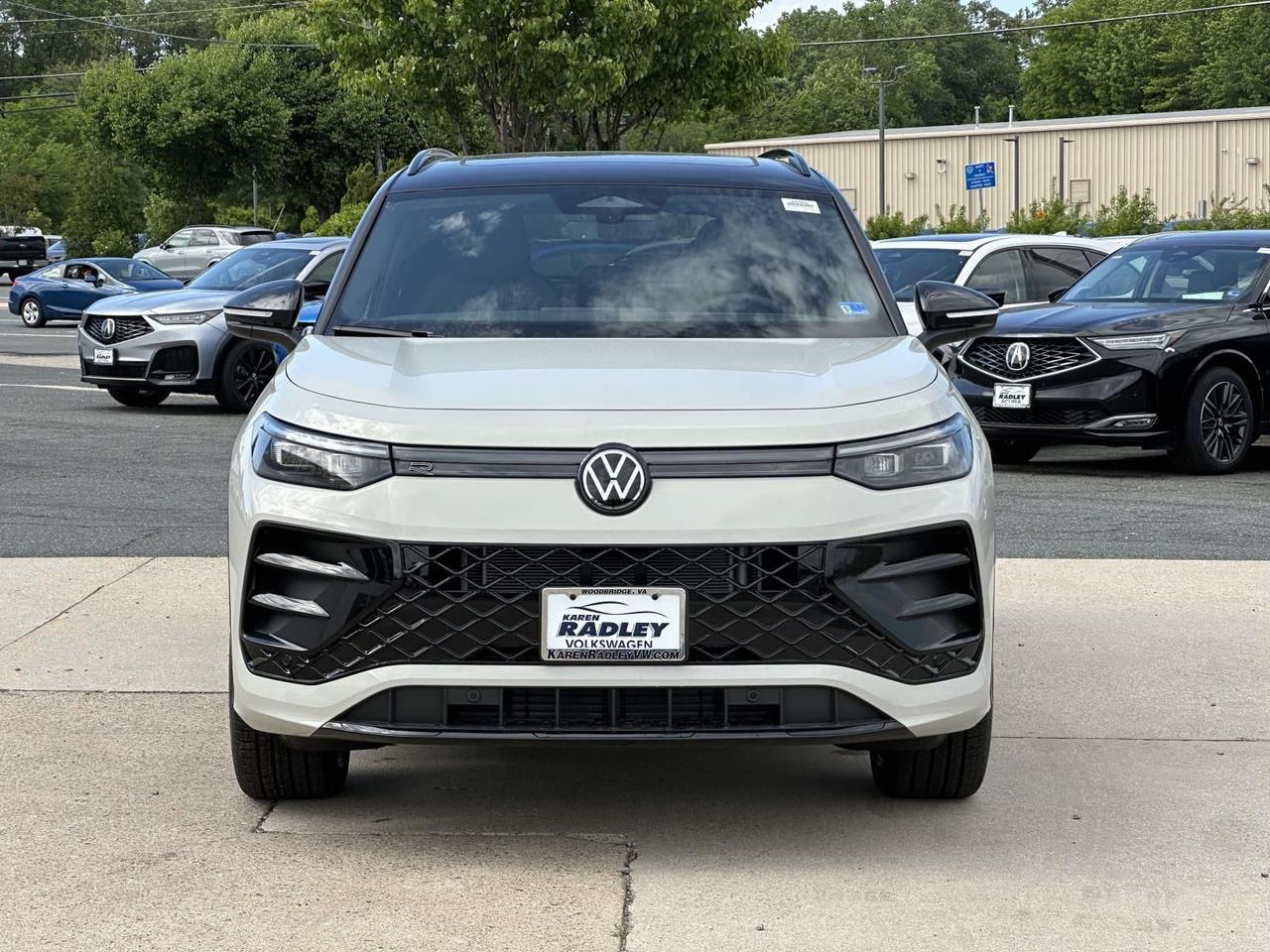2026 Volkswagen Tiguan 2.0T SE R-Line Black Woodbridge VA