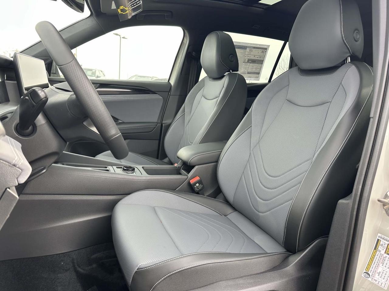 2026 Volkswagen Tiguan 2.0T SE R-Line Black Woodbridge VA