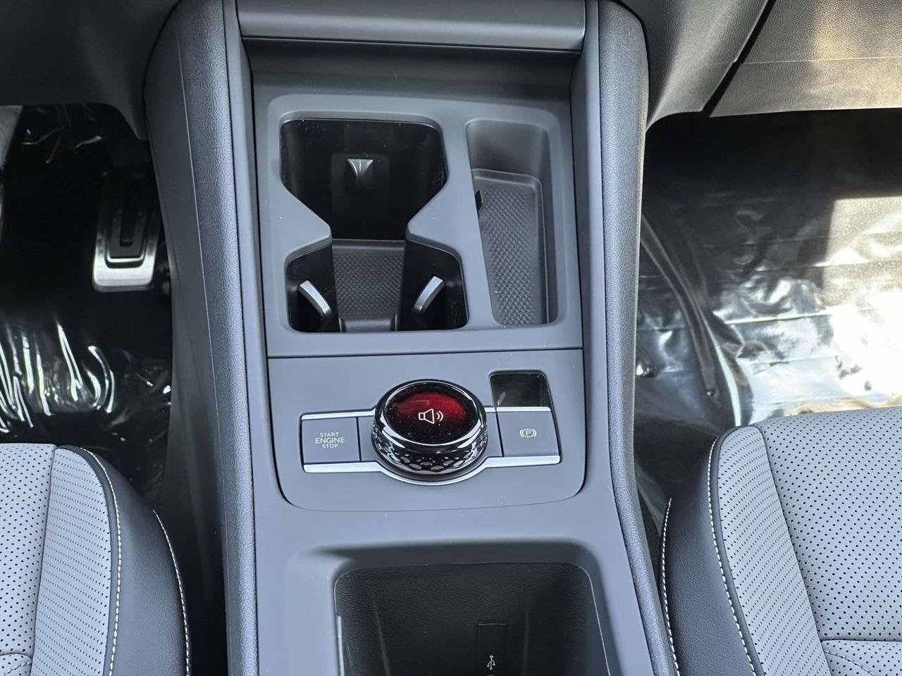 2026 Volkswagen Tiguan 2.0T SE R-Line Black Woodbridge VA