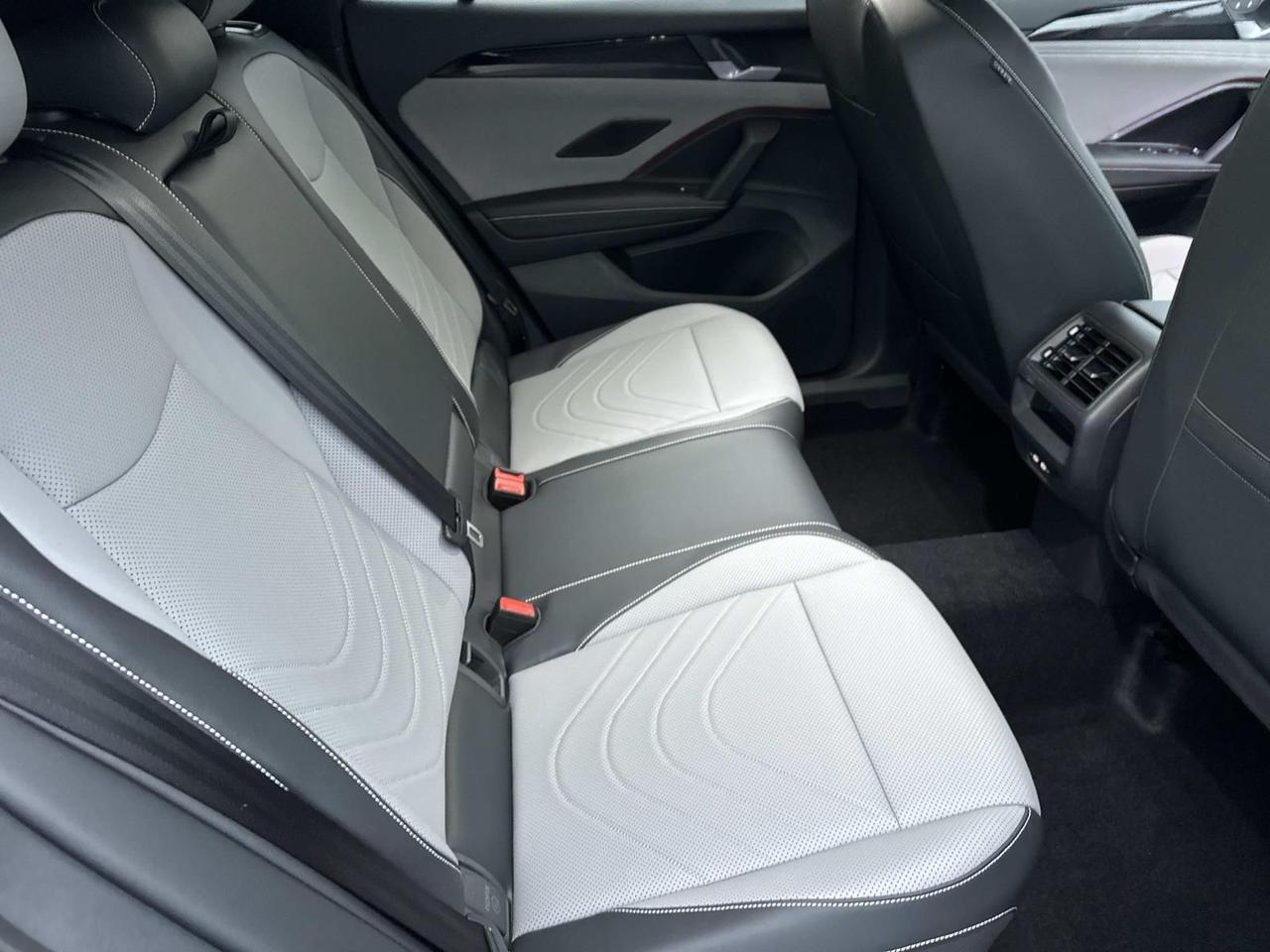 2026 Volkswagen Tiguan 2.0T SE R-Line Black Woodbridge VA