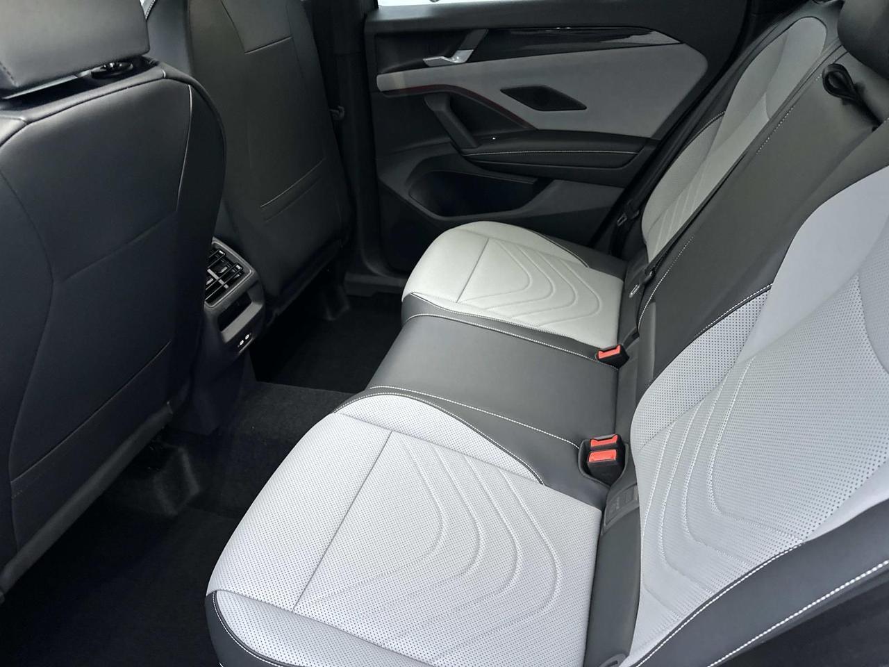 2026 Volkswagen Tiguan 2.0T SE R-Line Black Woodbridge VA