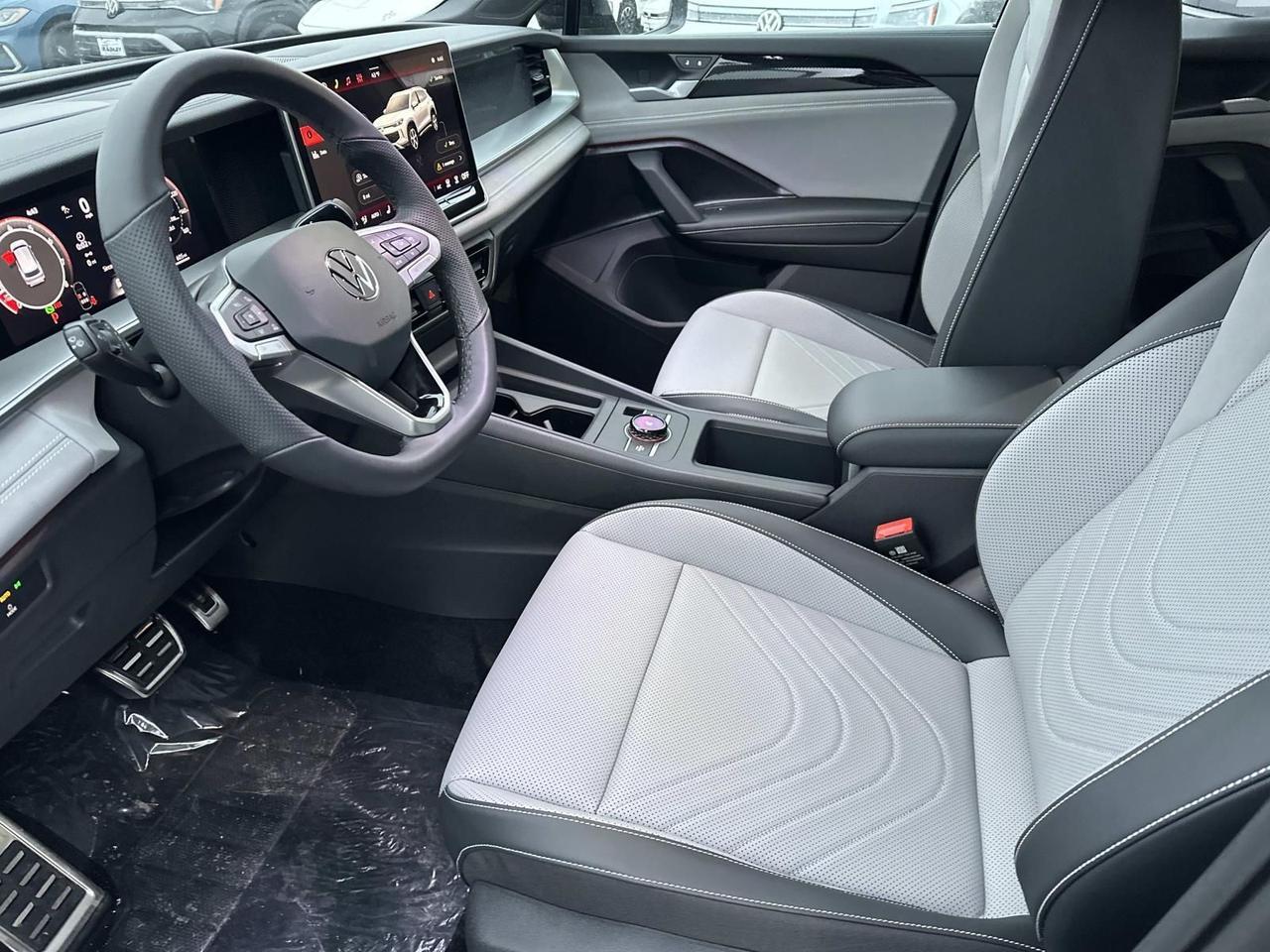 2026 Volkswagen Tiguan 2.0T SE R-Line Black Woodbridge VA