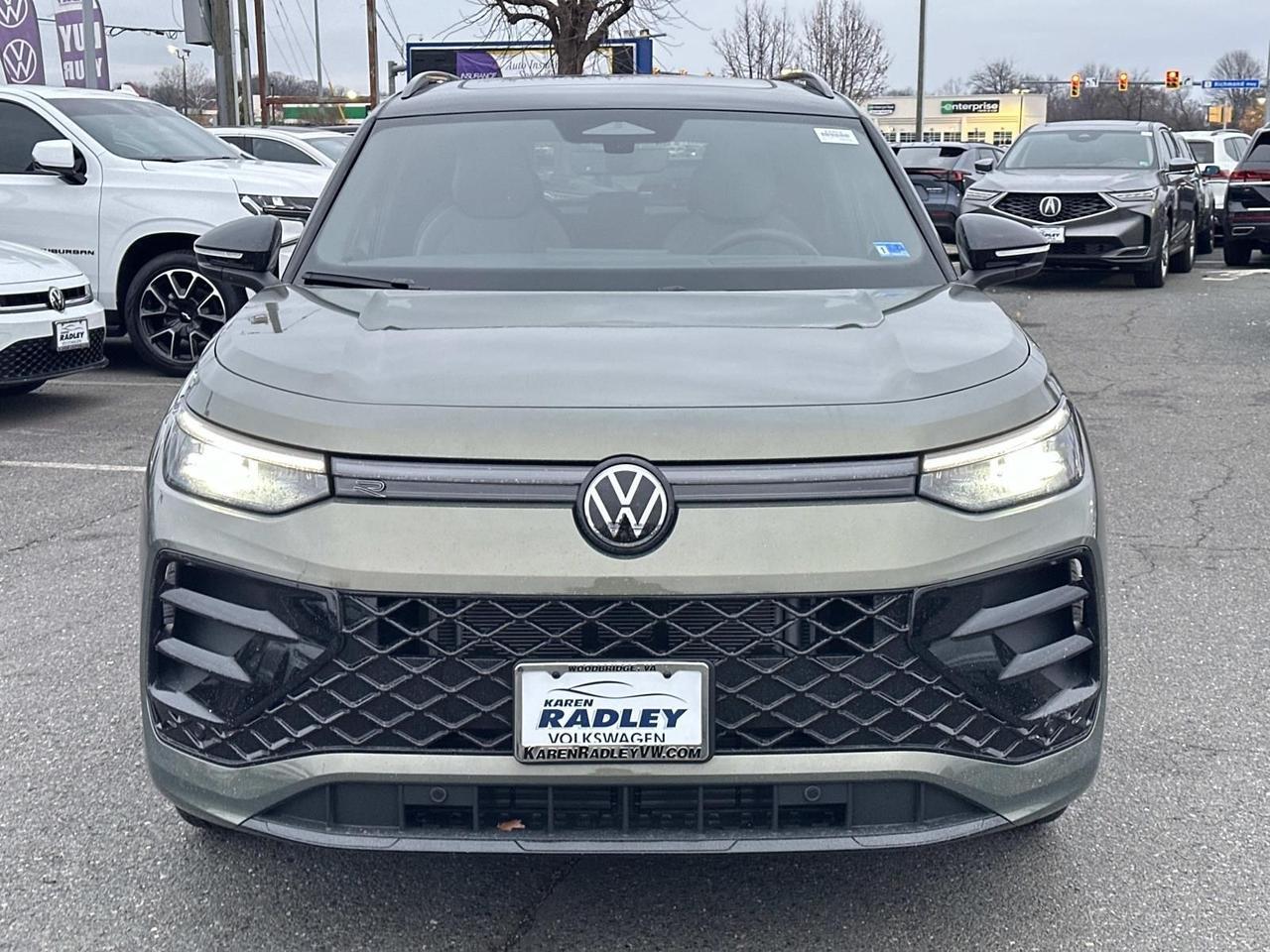 2026 Volkswagen Tiguan 2.0T SE R-Line Black Woodbridge VA