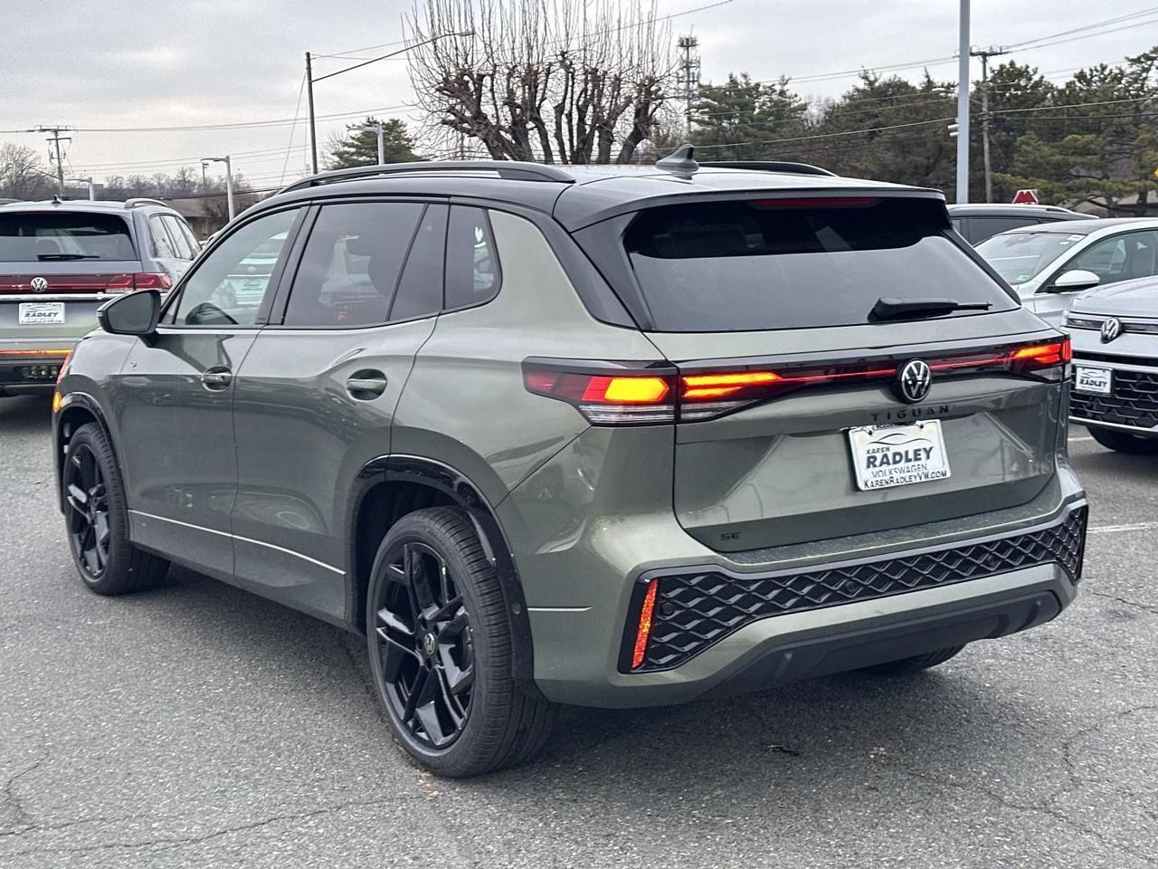 2026 Volkswagen Tiguan 2.0T SE R-Line Black Woodbridge VA