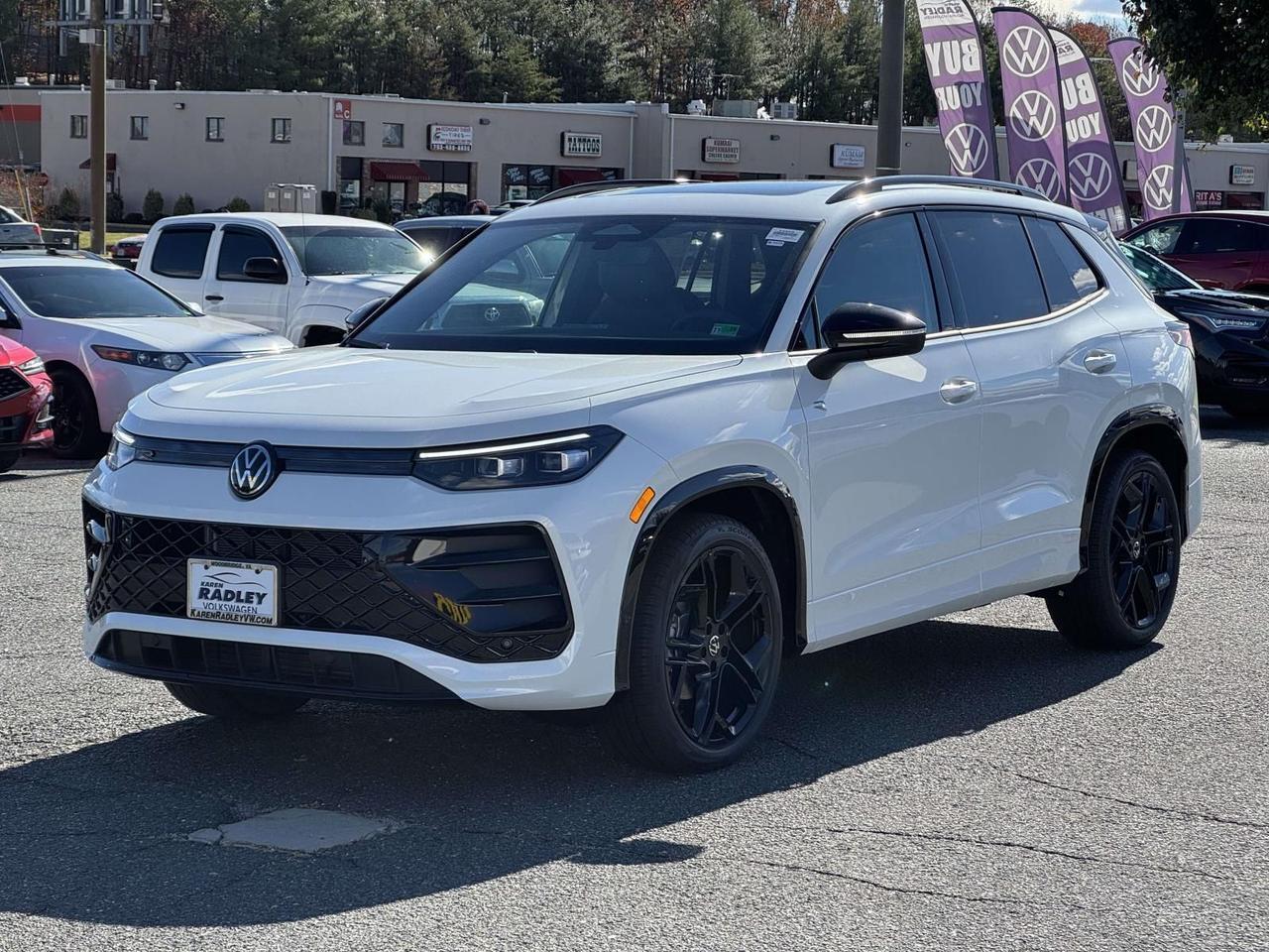 2026 Volkswagen Tiguan 2.0T SE R-Line Black Woodbridge VA