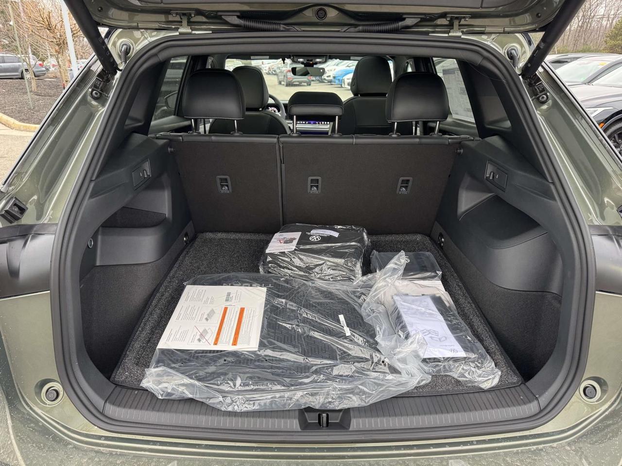 2026 Volkswagen Tiguan 2.0T SE R-Line Black Woodbridge VA