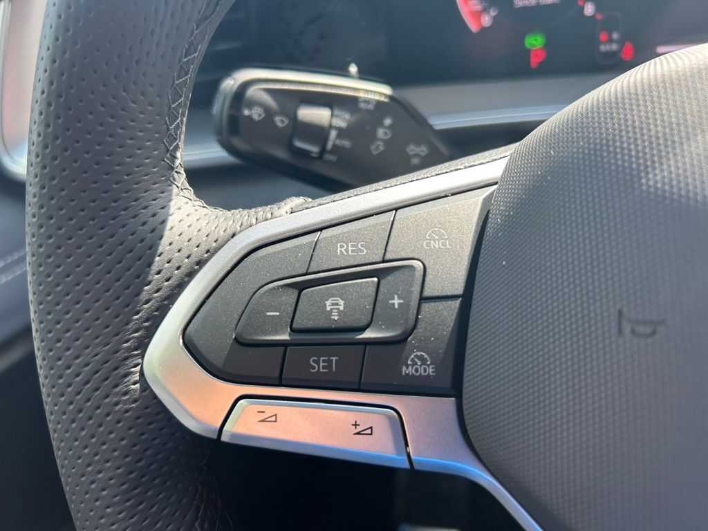 2026 Volkswagen Tiguan 2.0T SE R-Line Black Tampa FL