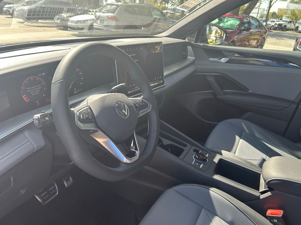 2026 Volkswagen Tiguan 2.0T SE R-Line Black Tampa FL