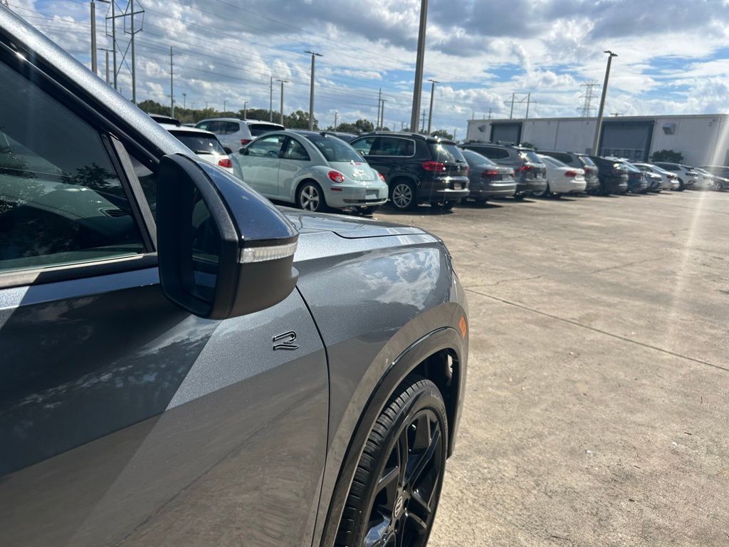 2026 Volkswagen Tiguan 2.0T SE R-Line Black Tampa FL