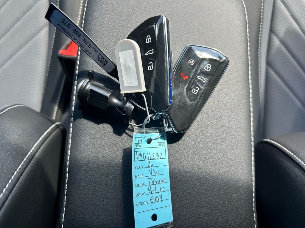 2026 Volkswagen Tiguan 2.0T SE R-Line Black Tampa FL