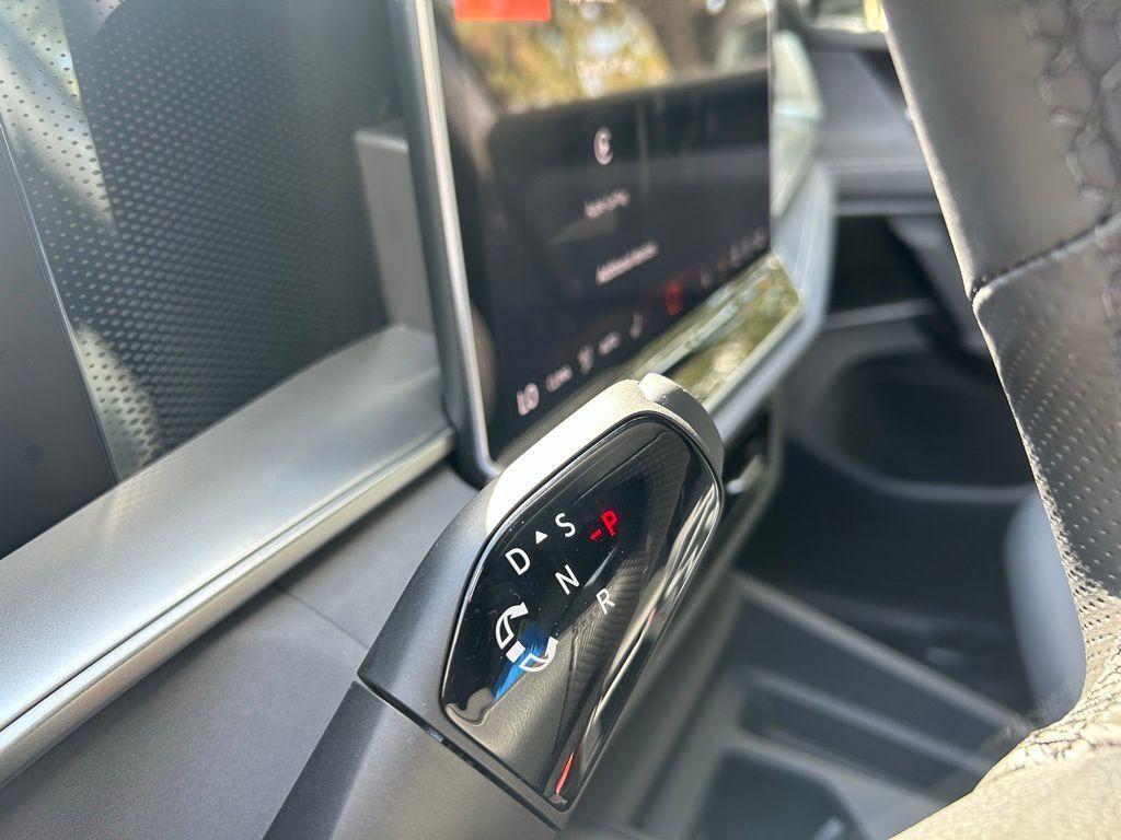 2026 Volkswagen Tiguan 2.0T SE R-Line Black Tampa FL