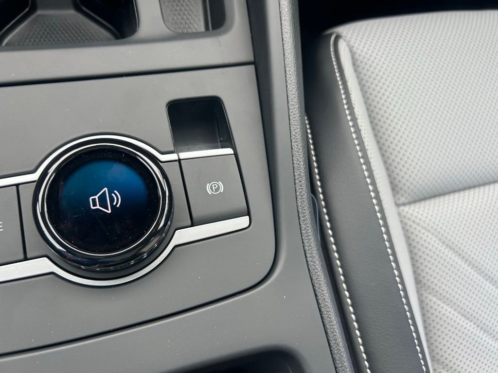 2026 Volkswagen Tiguan 2.0T SE R-Line Black Tampa FL