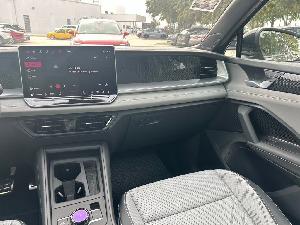 2026 Volkswagen Tiguan 2.0T SE R-Line Black Tampa FL