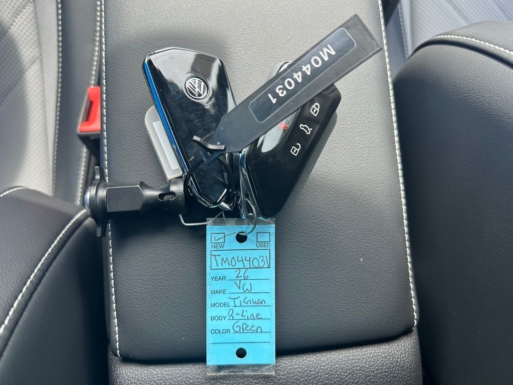 2026 Volkswagen Tiguan 2.0T SE R-Line Black Tampa FL