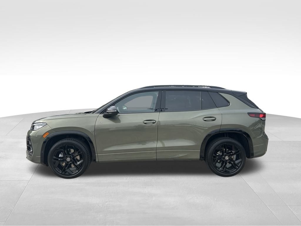 2026 Volkswagen Tiguan 2.0T SE R-Line Black Tampa FL