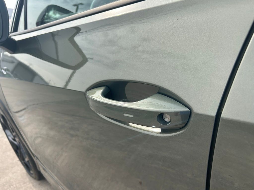 2026 Volkswagen Tiguan 2.0T SE R-Line Black Tampa FL