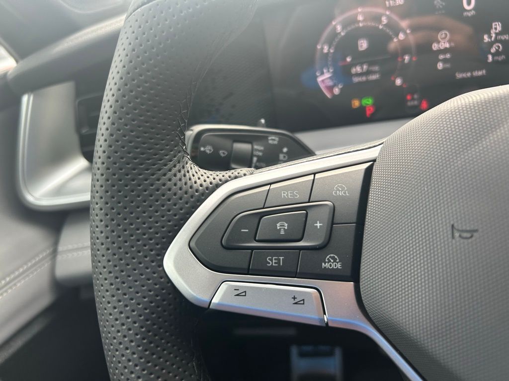 2026 Volkswagen Tiguan 2.0T SE R-Line Black Tampa FL