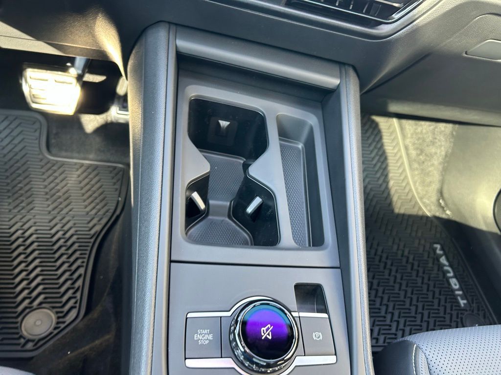 2026 Volkswagen Tiguan 2.0T SE R-Line Black Tampa FL