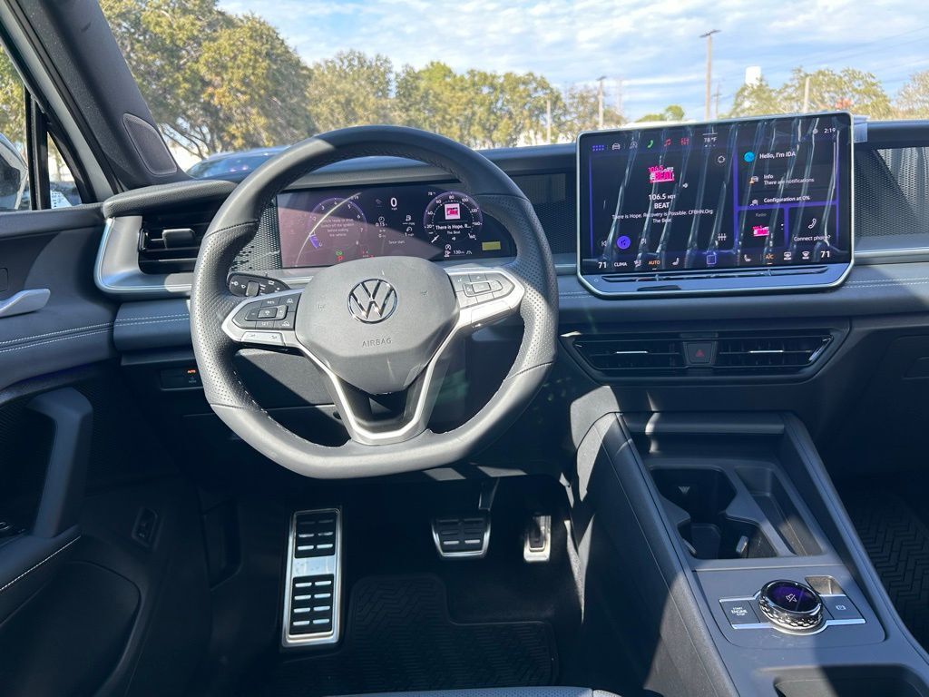 2026 Volkswagen Tiguan 2.0T SE R-Line Black Tampa FL