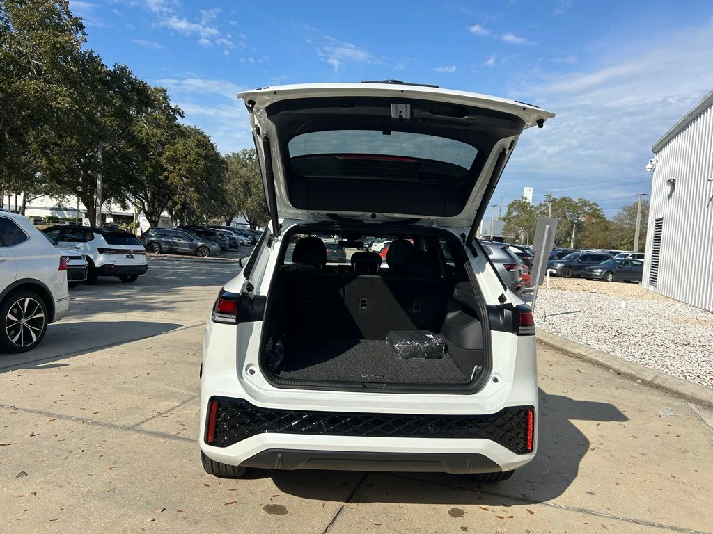 2026 Volkswagen Tiguan 2.0T SE R-Line Black Tampa FL