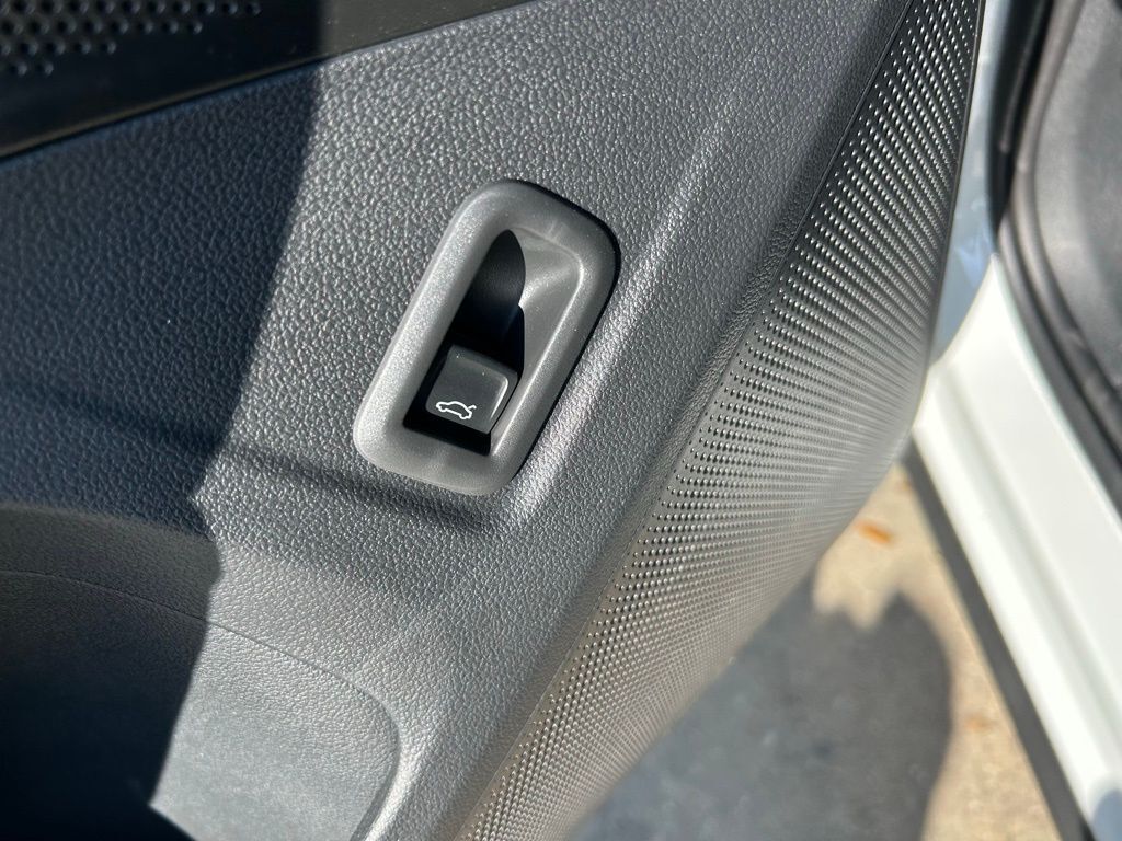 2026 Volkswagen Tiguan 2.0T SE R-Line Black Tampa FL