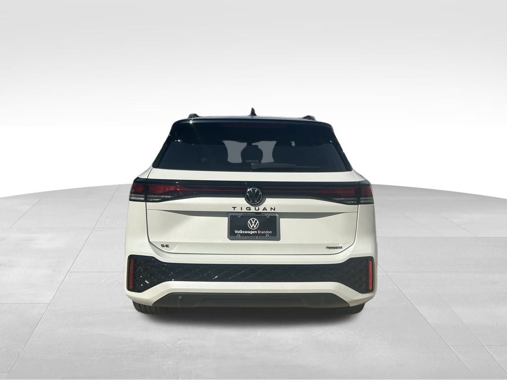 2026 Volkswagen Tiguan 2.0T SE R-Line Black Tampa FL