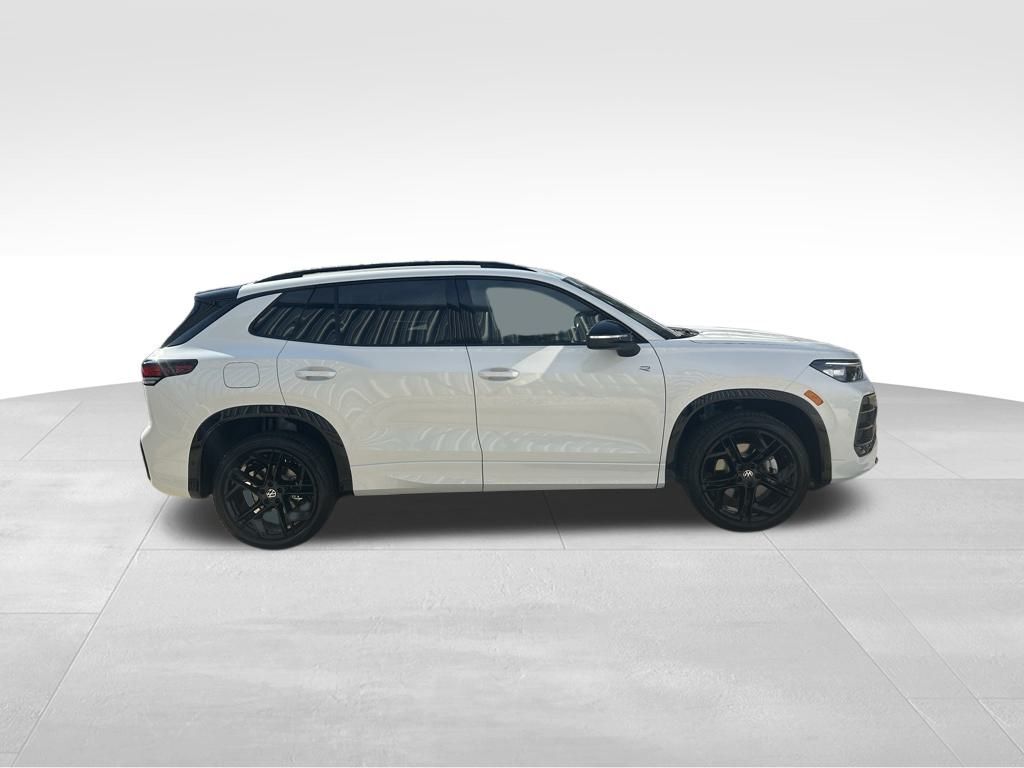 2026 Volkswagen Tiguan 2.0T SE R-Line Black Tampa FL