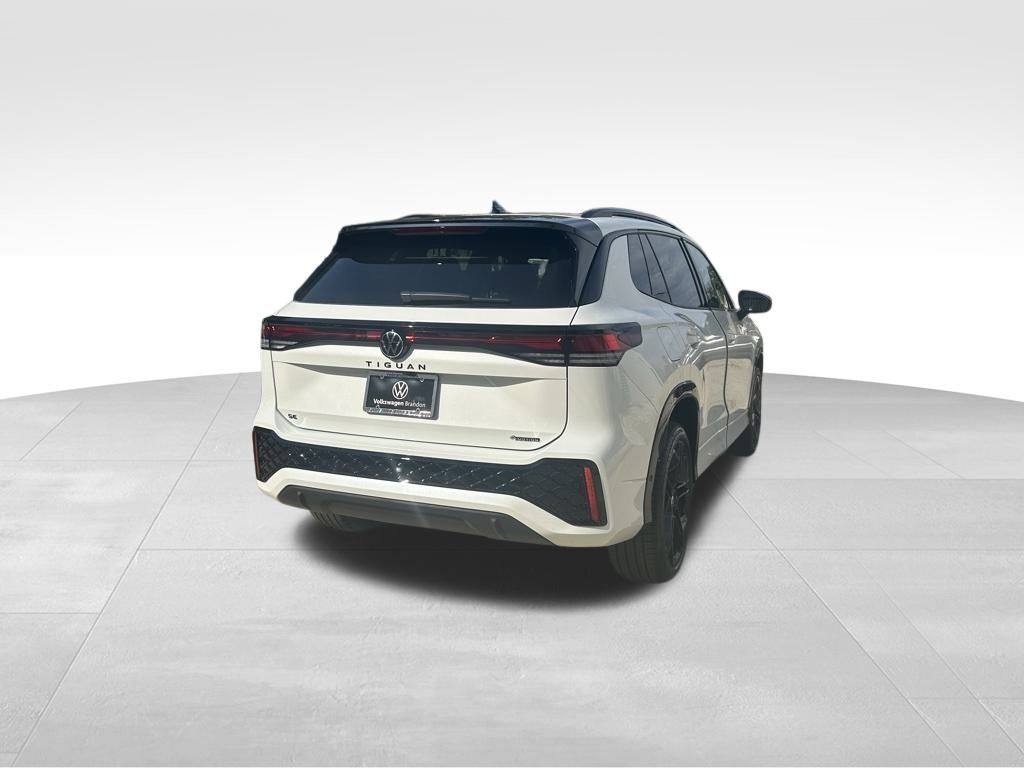 2026 Volkswagen Tiguan 2.0T SE R-Line Black Tampa FL