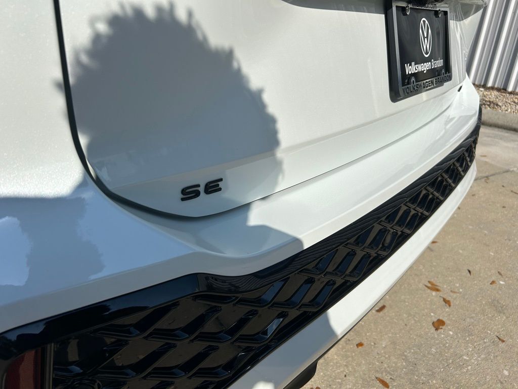 2026 Volkswagen Tiguan 2.0T SE R-Line Black Tampa FL