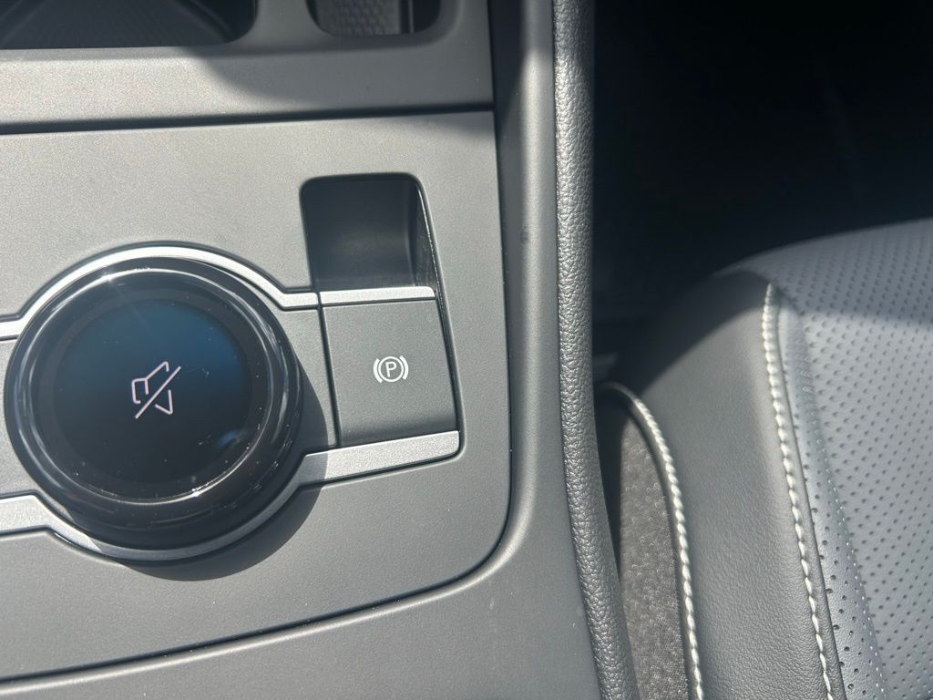 2026 Volkswagen Tiguan 2.0T SE R-Line Black Tampa FL