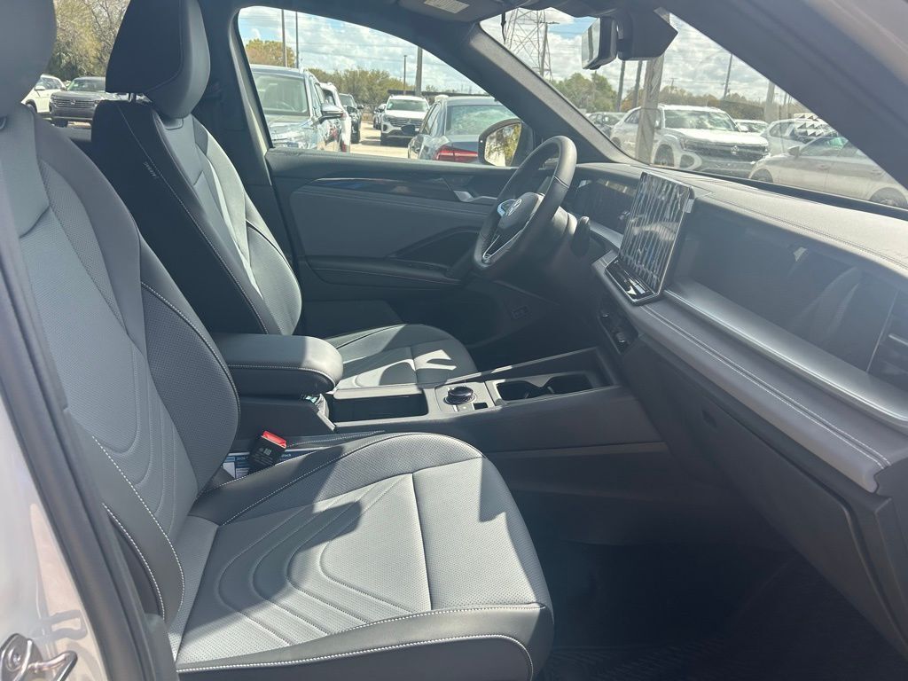 2026 Volkswagen Tiguan 2.0T SE R-Line Black Tampa FL