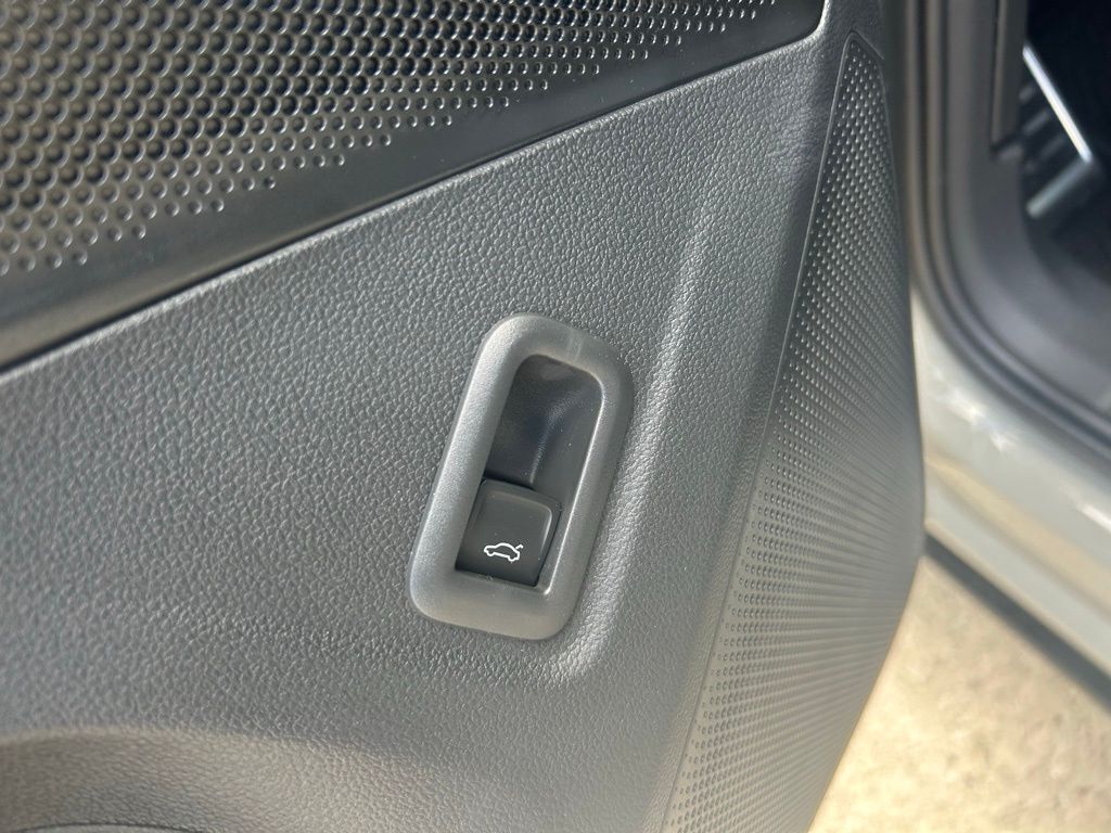 2026 Volkswagen Tiguan 2.0T SE R-Line Black Tampa FL