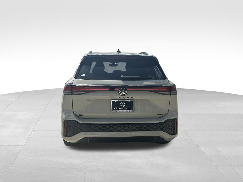 2026 Volkswagen Tiguan 2.0T SE R-Line Black Tampa FL