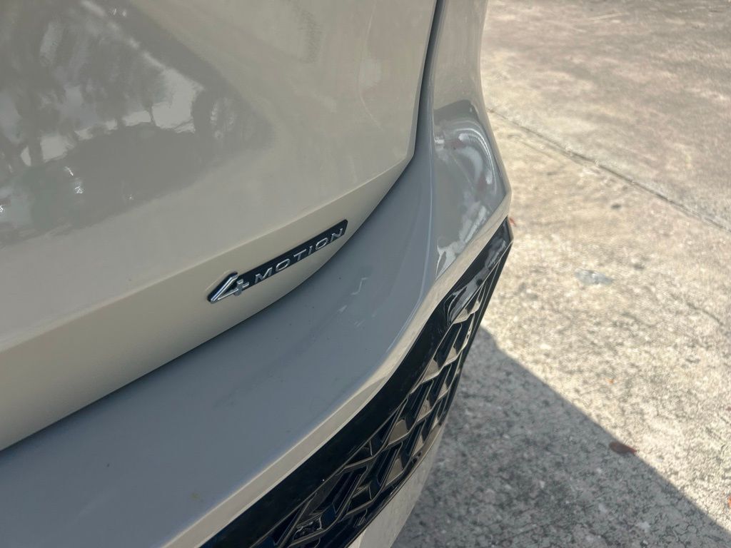 2026 Volkswagen Tiguan 2.0T SE R-Line Black Tampa FL