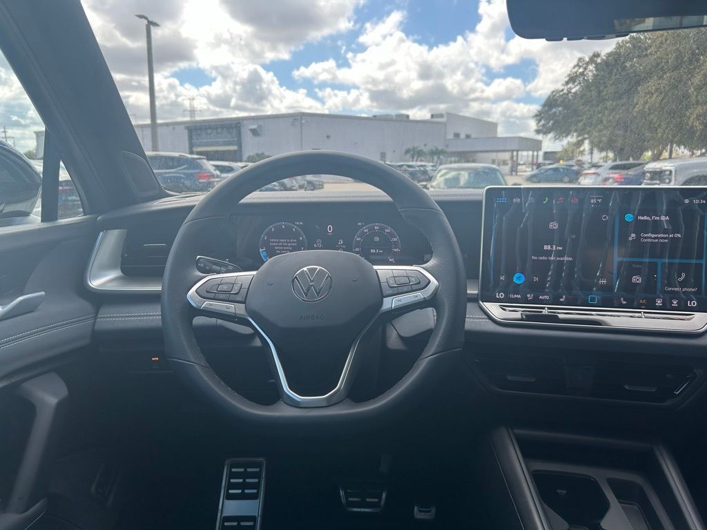 2026 Volkswagen Tiguan 2.0T SE R-Line Black Tampa FL