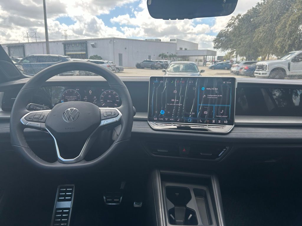 2026 Volkswagen Tiguan 2.0T SE R-Line Black Tampa FL