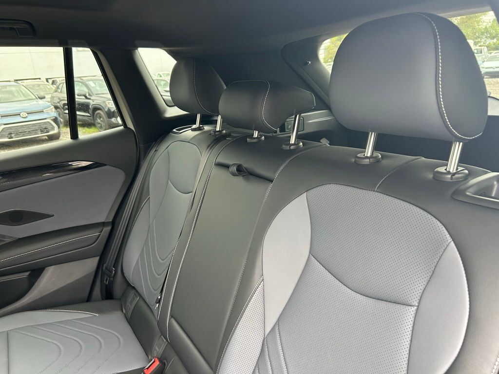 2026 Volkswagen Tiguan 2.0T SE R-Line Black Tampa FL