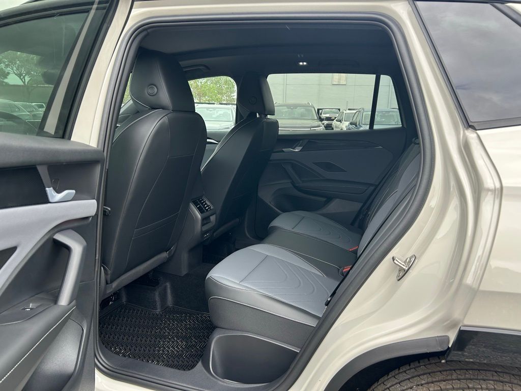 2026 Volkswagen Tiguan 2.0T SE R-Line Black Tampa FL