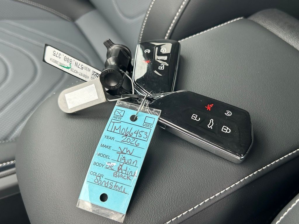 2026 Volkswagen Tiguan 2.0T SE R-Line Black Tampa FL