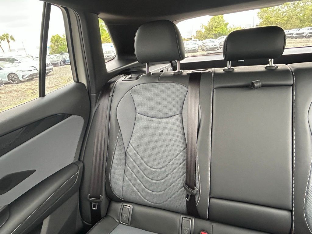 2026 Volkswagen Tiguan 2.0T SE R-Line Black Tampa FL