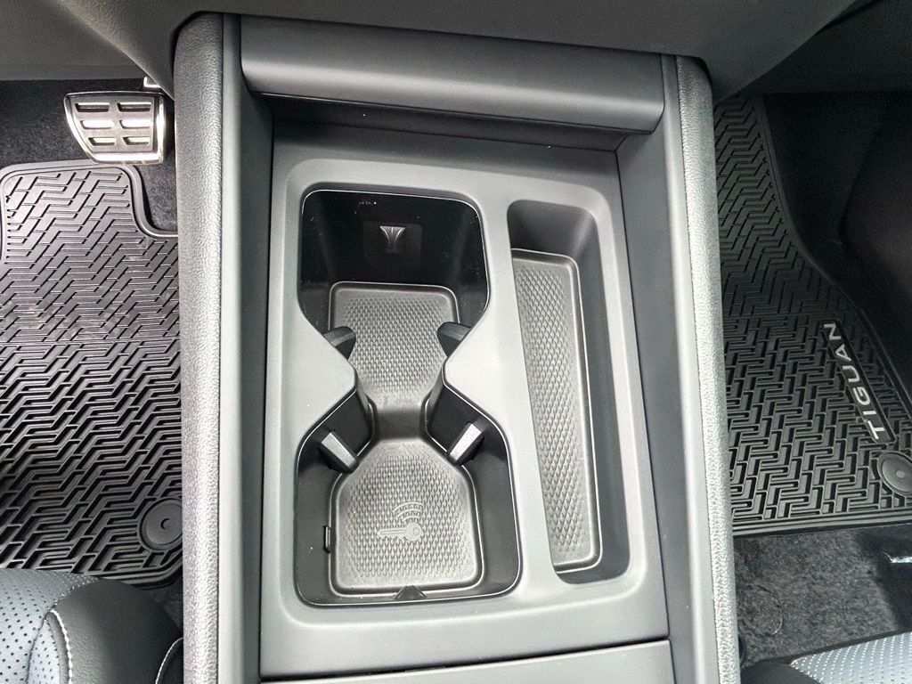 2026 Volkswagen Tiguan 2.0T SE R-Line Black Tampa FL