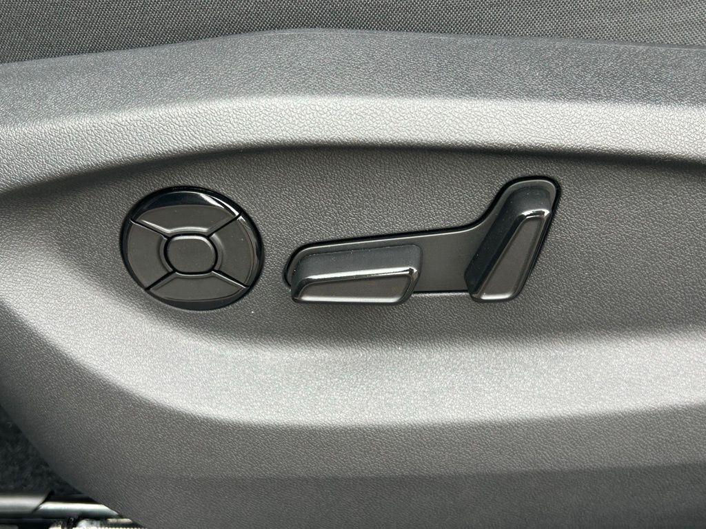 2026 Volkswagen Tiguan 2.0T SE R-Line Black Tampa FL