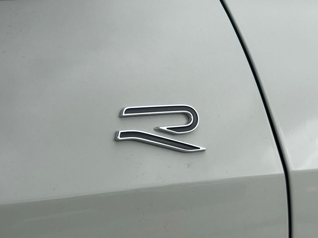 2026 Volkswagen Tiguan 2.0T SE R-Line Black Tampa FL