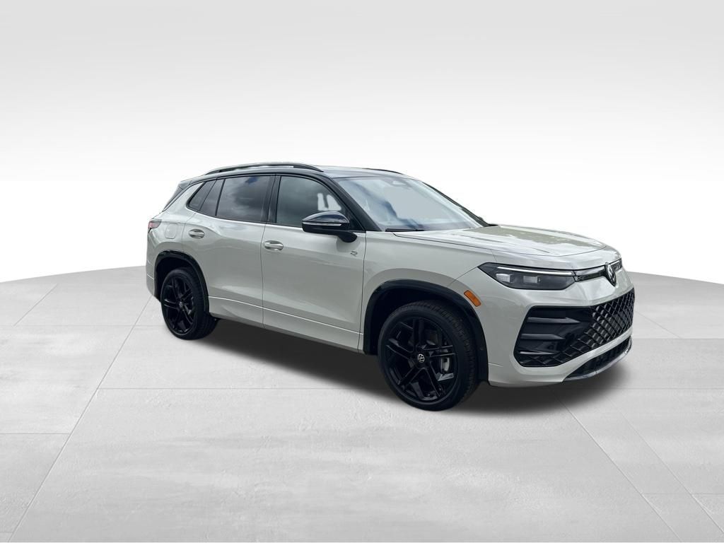 2026 Volkswagen Tiguan 2.0T SE R-Line Black Tampa FL