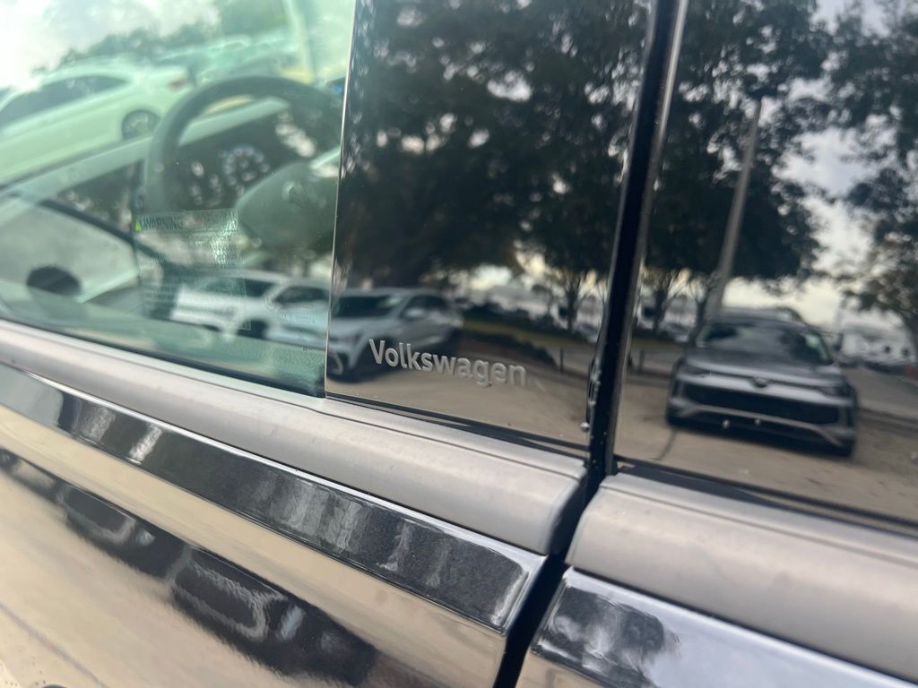 2026 Volkswagen Tiguan 2.0T SE R-Line Black Tampa FL