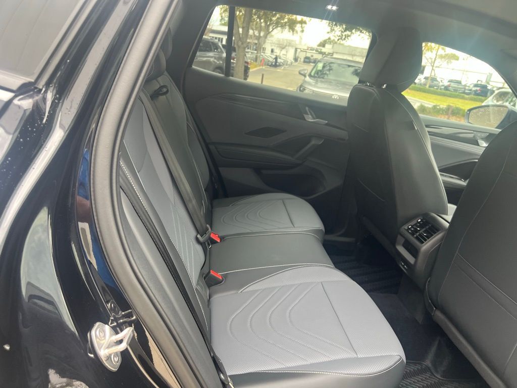 2026 Volkswagen Tiguan 2.0T SE R-Line Black Tampa FL